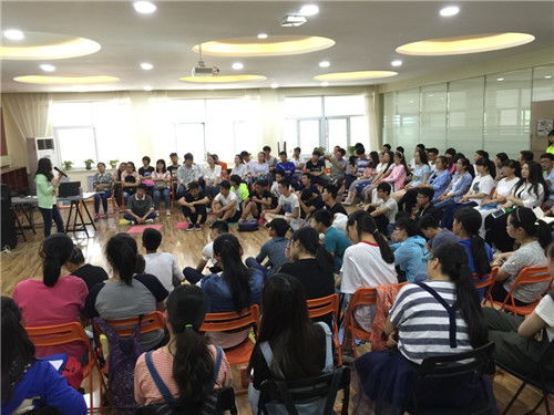 校大學(xué)生心理健康教育咨詢指導(dǎo)中心開(kāi)展心理健康系列活動(dòng)